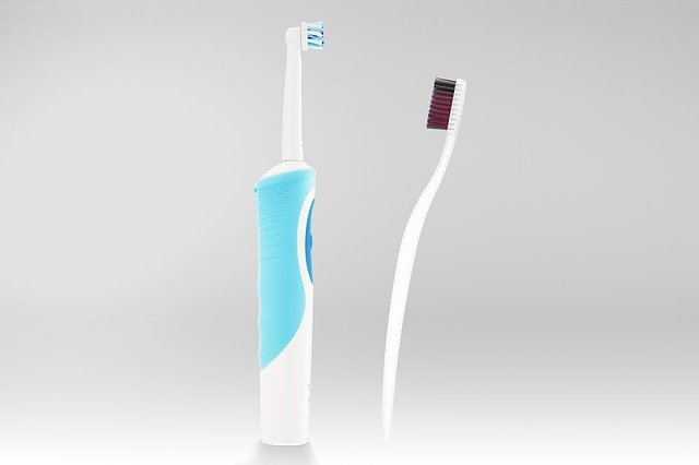 電動歯ブラシは歯垢の除去力が段違い